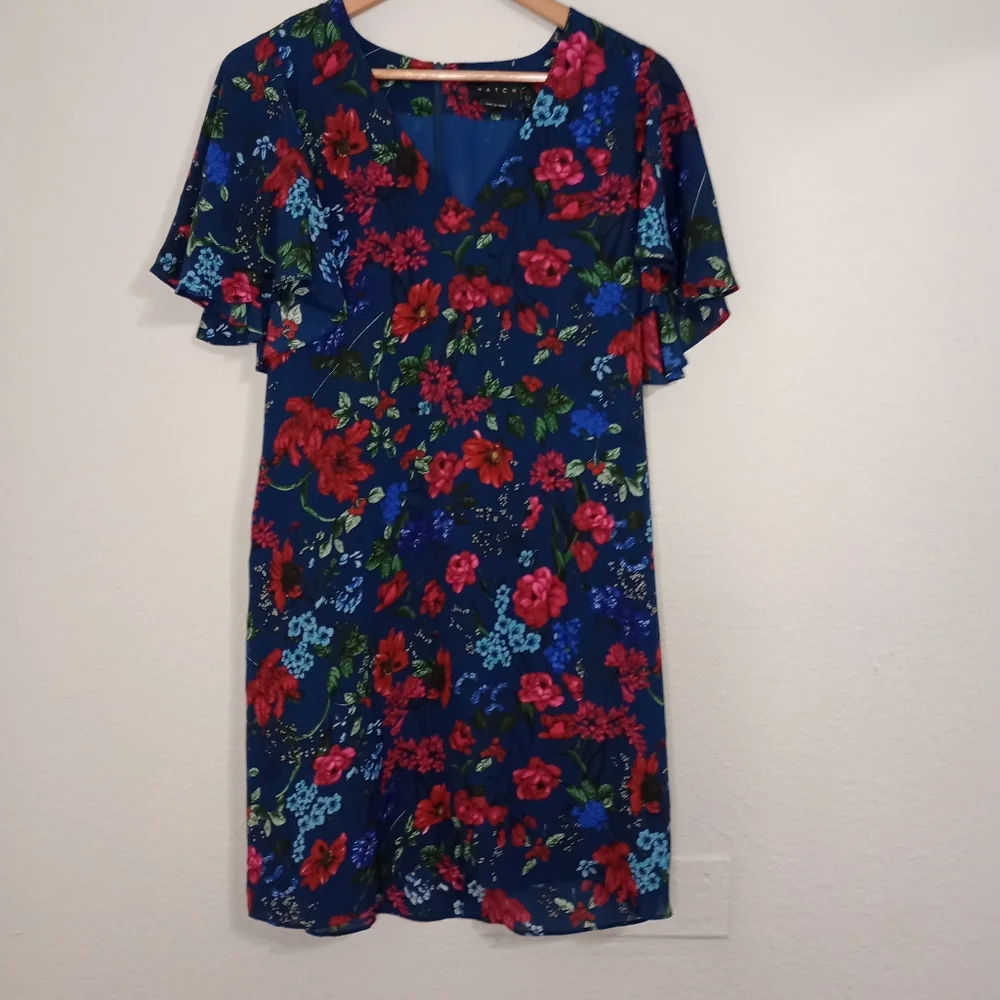 hatch the grace maternity dress in blue queen floral